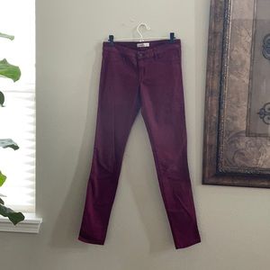 HOLLISTER BURGUNDY SKINNY JEANS | size 5R / 27